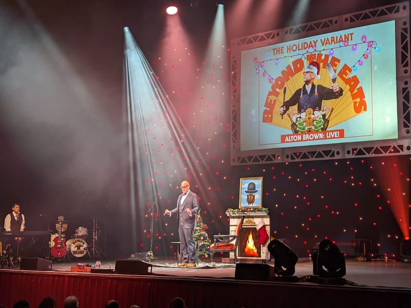 Alton Brown Live on stage during the Beyond the Eats holiday show
